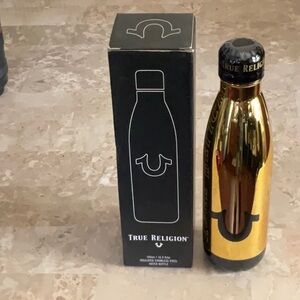 New TRUE RELIGION Insulated Stainless Steel Water Bottle 16.9 Fl Ozs